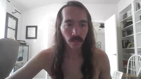 Snapshot of mythrowawayatx chatting on February 22, 5:44 pm mythrowawayatx online show from February 22, 5:44 pm