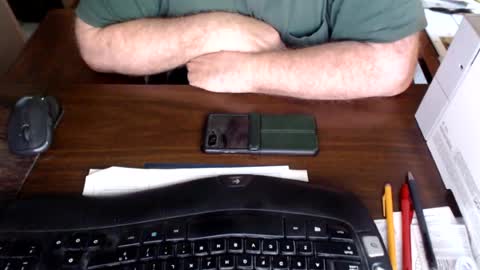 Snapshot of mytimeyourtimeourtime chatting on June 11, 7:01 pm ItsTime online show from June 11, 7:01 pm