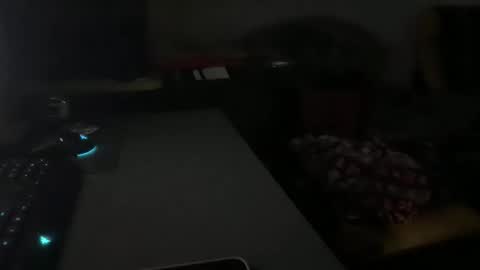 Snapshot of myztikal69 chatting on December 15, 1:32 am myztikal69 online show from December 15, 1:32 am