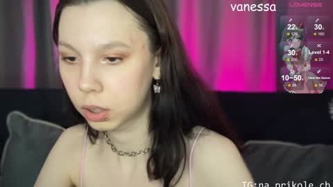 Snapshot of na_prikole_ chatting on January 14, 8:04 pm Vanessa and Julia online show from January 14, 8:04 pm