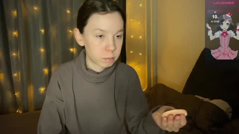 Snapshot of na_prikole_ chatting on January 27, 6:41 pm Vanessa and Julia online show from January 27, 6:41 pm