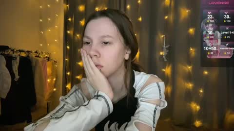 Snapshot of na_prikole_ chatting on February 18, 2:49 pm Vanessa and Julia online show from February 18, 2:49 pm