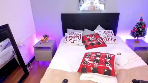 AMY online show from December 18, 7:09 pm