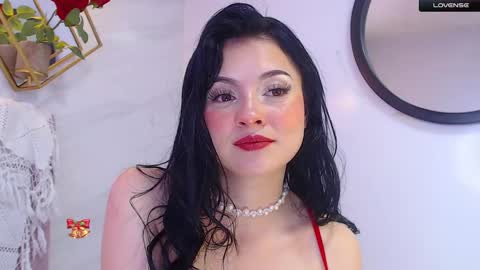 naamah_b online show from December 15, 5:31 pm
