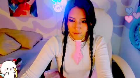 Snapshot of naaoomi chatting on March 11, 8:31 pm Camila- free online show from March 11, 8:31 pm