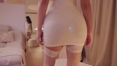 Nadia online show from September 30, 6:13 pm