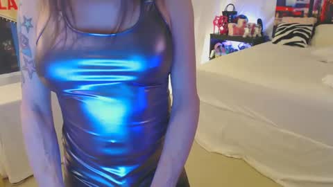 Snapshot of nadia_vixen chatting on January 26, 7:52 pm Nadia Vixen online show from January 26, 7:52 pm