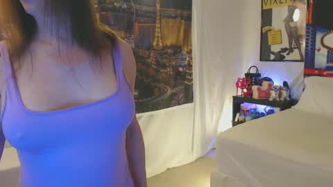 Snapshot of nadia_vixen chatting on February 11, 6:55 pm Nadia Vixen online show from February 11, 6:55 pm