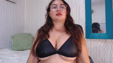 Nadia online show from December 19, 9:28 pm
