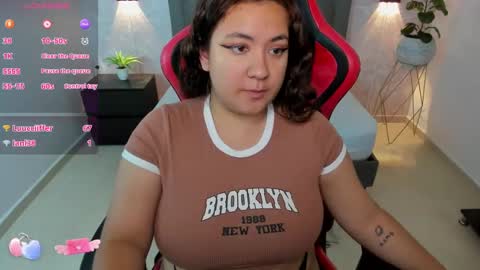 Nadine online show from January 17, 7:27 pm