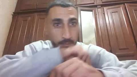 V online show from November 30, 4:44 pm