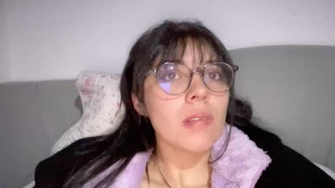 Snapshot of naduu__xx chatting on January 8, 4:12 am naduu__xx online show from January 8, 4:12 am