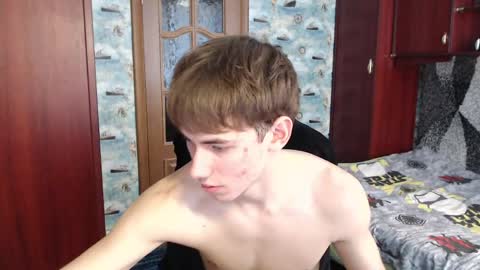 Snapshot of nagibator69_ chatting on April 3, 1:20 pm nagibator69_ online show from April 3, 1:20 pm