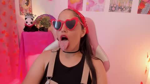 Snapshot of naharasoler chatting on November 24, 9:36 pm Nahara Soler online show from November 24, 9:36 pm