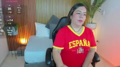 Snapshot of nahia_13 chatting on July 6, 12:24 pm N A H I A online show from July 6, 12:24 pm