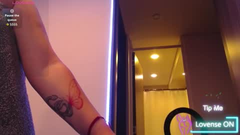 nahia cute     only   online show from December 21, 4:25 pm