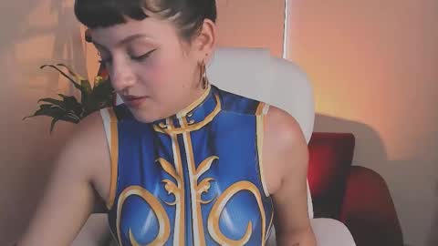 Nahia INDEPENDENT MODEL P online show from September 12, 9:04 pm