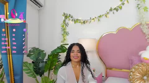 NahiaraReina  online show from September 12, 2:06 pm