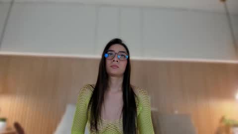 Snapshot of nahimithompson chatting on March 17, 7:28 pm Nahimi online show from March 17, 7:28 pm