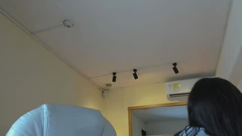 Snapshot of nahimithompson chatting on March 24, 7:19 pm Nahimi online show from March 24, 7:19 pm