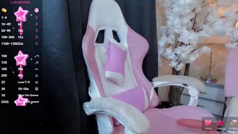 NahiraFun online show from October 25, 9:20 pm