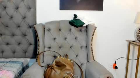 nahirobyy ebonyy online show from October 28, 7:05 pm