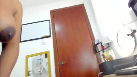 Snapshot of nahirr chatting on October 14, 9:15 pm Nahirr online show from October 14, 9:15 pm