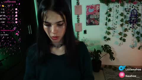 Snapshot of naho_4269 chatting on December 22, 1:45 am Naho Sigueme en mis Redes Sociales Follow me on my social networks online show from December 22, 1:45 am
