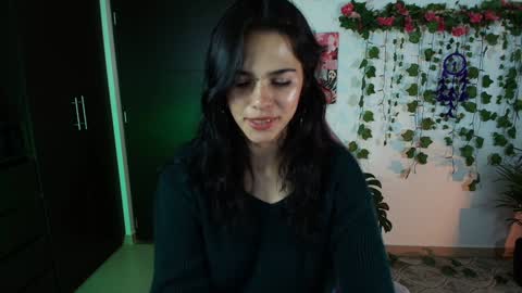 Snapshot of naho_4269 chatting on January 8, 1:32 am Naho Sigueme en mis Redes Sociales Follow me on my social networks online show from January 8, 1:32 am