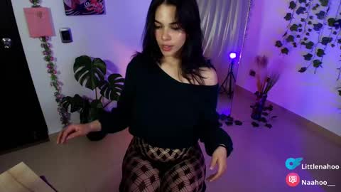 Snapshot of naho_4269 chatting on February 14, 1:34 am Naho Sigueme en mis Redes Sociales Follow me on my social networks online show from February 14, 1:34 am