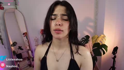 Snapshot of naho_4269 chatting on October 25, 11:29 am Naho Sigueme en mis Redes Sociales Follow me on my social networks online show from October 25, 11:29 am