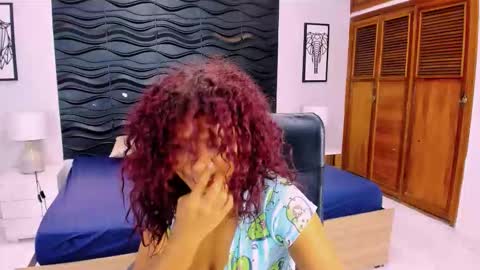 Nahomy online show from November 9, 9:24 pm