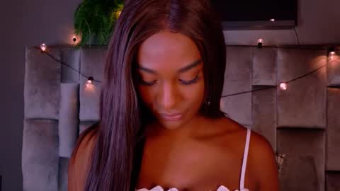  VICTORIA  online show from December 22, 7:33 pm