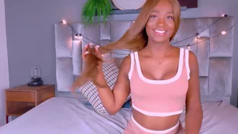  VICTORIA  online show from March 16, 7:29 pm