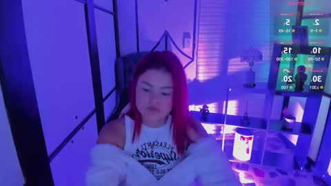 Snapshot of nahomirichards chatting on November 4, 4:11 am Nahomi online show from November 4, 4:11 am