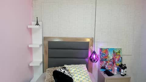   SHELBY   online show from February 2, 12:26 pm