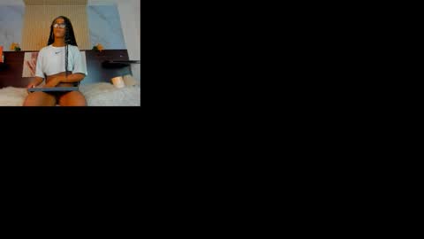 nahomy_james25 online show from November 30, 12:25 am