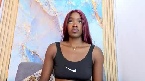 Snapshot of nahomy_smith11_aws chatting on October 24, 10:06 pm Nahomy online show from October 24, 10:06 pm