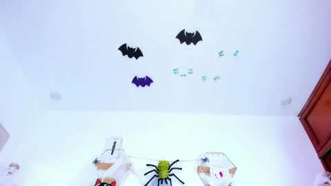 Nahomy online show from October 14, 8:09 pm