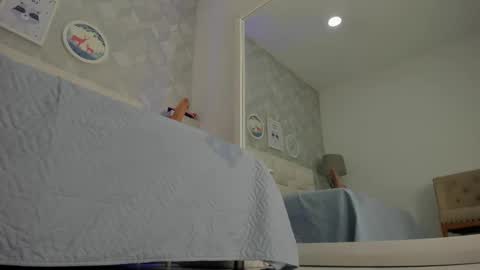 Snapshot of naia_cox chatting on March 16, 5:44 am naia_cox online show from March 16, 5:44 am