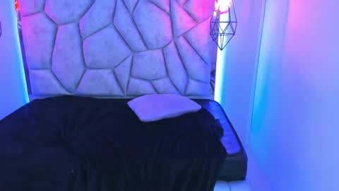    online show from January 24, 1:13 am