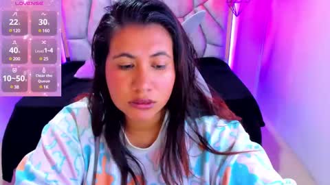    online show from March 11, 10:09 pm