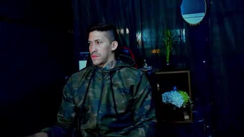 Snapshot of naider_1 chatting on March 22, 4:49 am naider_1 online show from March 22, 4:49 am