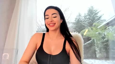 Naila online show from February 11, 6:40 am