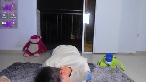  N A I M T H E  K I N G  online show from March 21, 11:52 pm