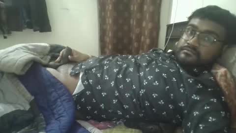 Snapshot of nairanandu28 chatting on December 15, 8:29 am NAIRANANDU28 online show from December 15, 8:29 am