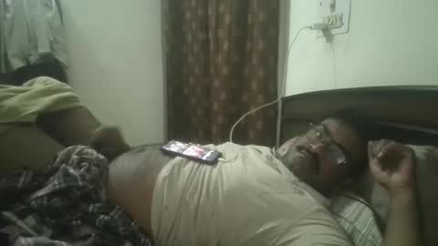 NAIRANANDU28 online show from March 20, 8:46 pm