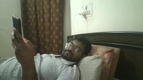 Snapshot of nairanandu28 chatting on April 13, 8:03 pm NAIRANANDU28 online show from April 13, 8:03 pm