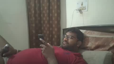 Snapshot of nairanandu28 chatting on May 8, 6:19 am NAIRANANDU28 online show from May 8, 6:19 am