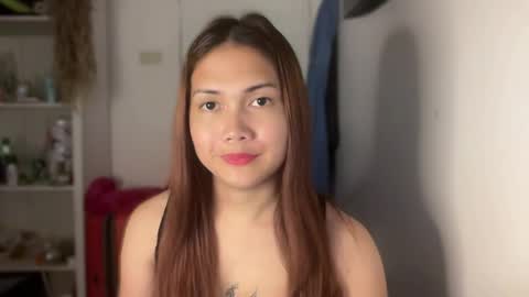 Snapshot of naisha143 chatting on November 13, 2:54 am MARY MAE online show from November 13, 2:54 am